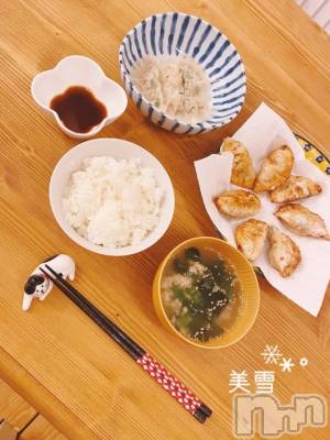 新潟デリヘル LOVE AFFAIR～秘密のデート(ラブアフェア～ヒミツノデート) 美雪さん【♪♪♪】(35)の4月1日写メブログ「今日は揚げ餃子と水餃子・｡♪*+o」