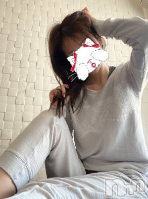 新潟人妻デリヘル LOVE AFFAIR～秘密のデート(ラブアフェア～ヒミツノデート) 美雪さん【♪♪♪】(35)の11月4日写メブログ「おはようございます♡寝起きです♡笑」