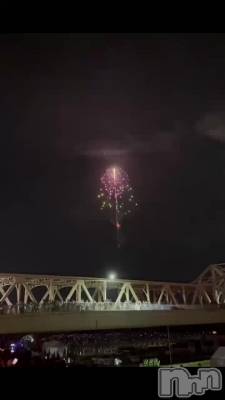 新潟デリヘル LOVE AFFAIR～秘密のデート(ラブアフェア～ヒミツノデート) 美雪さん【♪♪♪】(35)の8月4日動画「フェニックスの次に好きな花火💖」