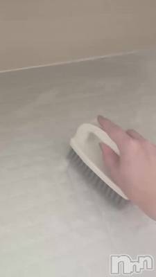 新潟デリヘル LOVE AFFAIR～秘密のデート(ラブアフェア～ヒミツノデート) 美雪さん【♪♪♪】(35)の6月5日動画「ながらに限る・・・🧹⸒⸒」