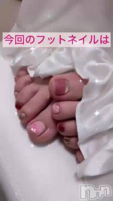 新潟人妻デリヘル LOVE AFFAIR～秘密のデート(ラブアフェア～ヒミツノデート) 美雪さん【♪♪♪】(35)の4月12日動画「昨日の夜はフットネイル💅💗🐾ᵕ̈」