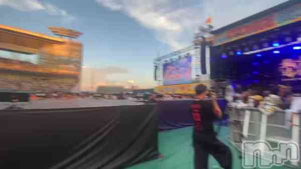 美雪さん【♪♪♪】の動画 夏に行ってきた音髭のポジション🫣