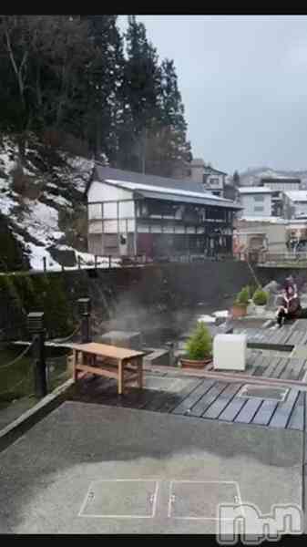 美雪さん【♪♪♪】の動画 銀山温泉の街並み歩いた動画🐈💖