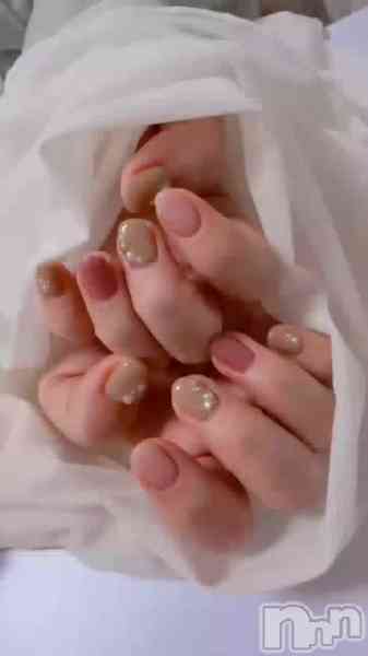 美雪さん【♪♪♪】の動画 Rちゃんネイル💅🏻🪽🫧💝