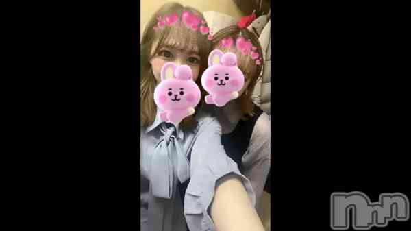 &#x1F467;&#x1F467;