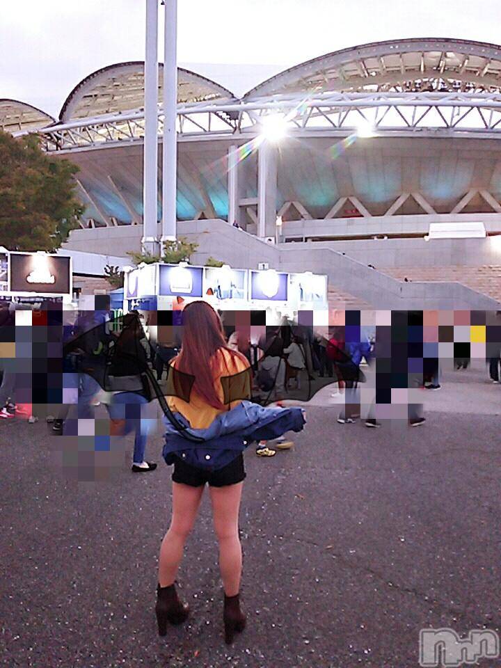 新潟デリヘルBIANCA～主人の知らない私～新潟店(ビアンカニイガタテン) 宮野　りさ(32)の10月13日写メブログ「羽が生えた」
