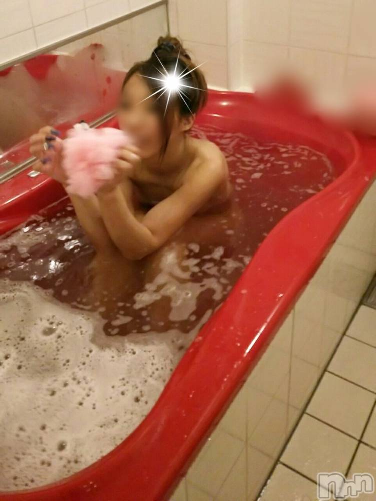 新潟デリヘルBIANCA～主人の知らない私～新潟店(ビアンカニイガタテン) 宮野　りさ(32)の7月27日写メブログ「夜更かし決定」