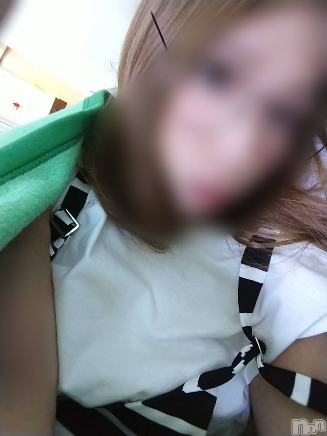新潟デリヘルBIANCA～主人の知らない私～新潟店(ビアンカニイガタテン)宮野　りさ(32)の2021年10月4日写メブログ「眠い」