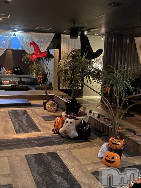 ��ˬ����Х��顦�����Limo(���) �� 2025ǯ10��14���̥�֥����������νж�❗️��