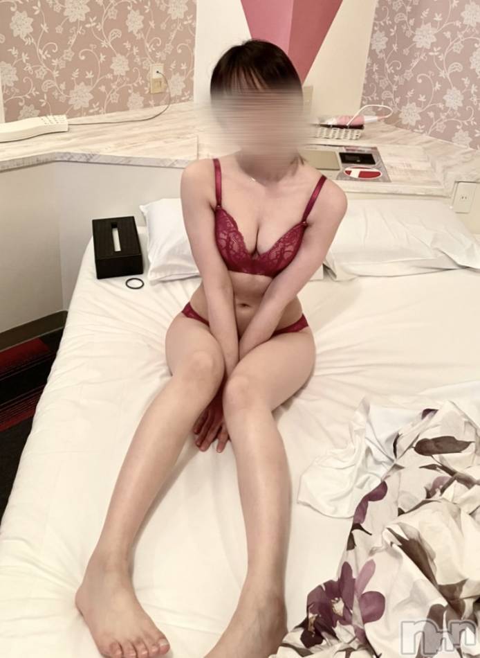 長岡デリヘル(ビジョノテ)の2022年1月21日お店速報「Gゆきちゃんが21時～24時のみ空き！今すぐご予約を！」