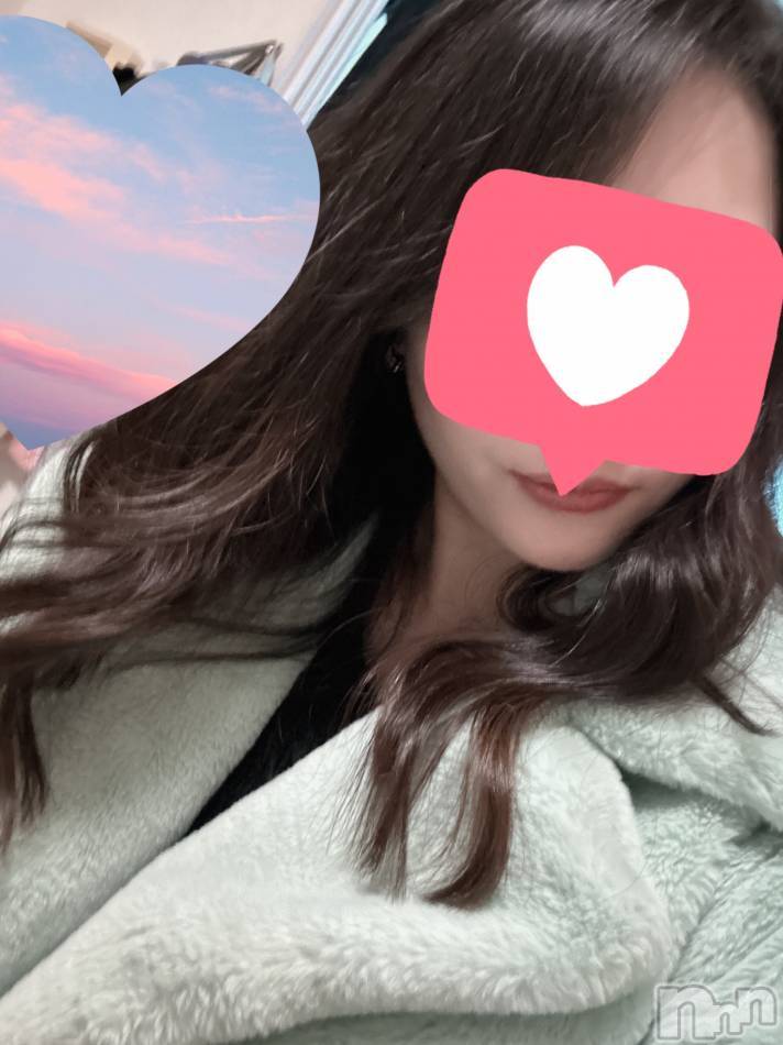 長岡デリヘル(ビジョノテ)の2023年3月7日お店速報「美人くれあちゃん17時～色気半端ないです」