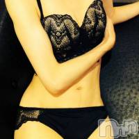 長岡デリヘル 【美女の手】地域密着!!地元新潟美女と会えるお店(ビジョノテ)の7月7日お店速報「今夜はオトナの魅力に酔いしれませんか？？綺麗系２名揃ってます」