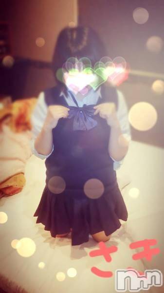 三条デリヘル(ブルームーン)の2017年6月17日お店速報「日曜日は手コキの美少女いかがでしょうか」