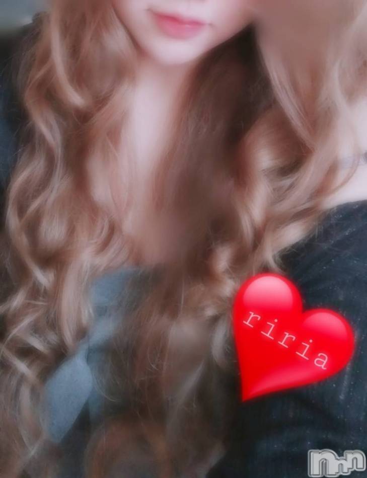 三条デリヘル(ブルームーン)の2019年6月29日お店速報「土曜日の夜はこれから！すぐのご案内可能です(⌒∇⌒)」