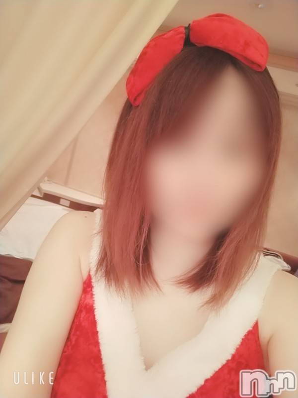 三条デリヘル(ブルームーン)の2021年12月24日お店速報「メリークリスマスでサンタコスプレ！オプションサービス2000円」