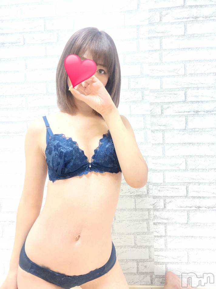 三条デリヘル(ブルームーン)の2024年10月30日お店速報「大人気おとはちゃん♡2３時からのご案内可能です」