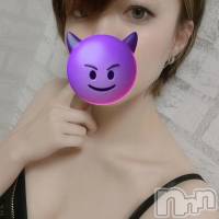 三条デリヘル コスプレ専門店　BLUE MOON(ブルームーン)の7月18日お店速報「🍓👑みうちゃん23:30～ご案内可能です」