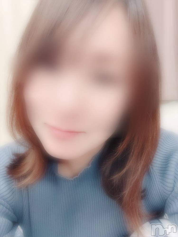 上越デリヘルらぶらぶ　地域密着!!地元新潟女性と会える店(ラブラブ) りく★綺麗な容姿とのGAP★(31)の1月7日写メブログ「遊んでくれてありがとうございます🍑」