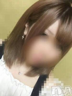 白ギャル☆ひな☆(19) 身長159cm、スリーサイズB88(D).W60.H84。三条デリヘル コスプレ専門店　BLUE MOON(ブルームーン)在籍。
