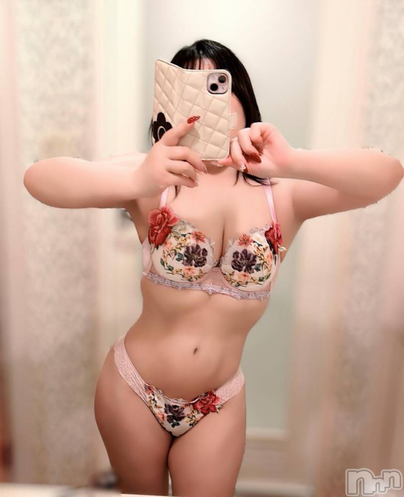 長野人妻デリヘル恋のリフレイン(コイノリフレイン) はるか(39)の11月10日写メブログ「お誘いです🫶💕💕」