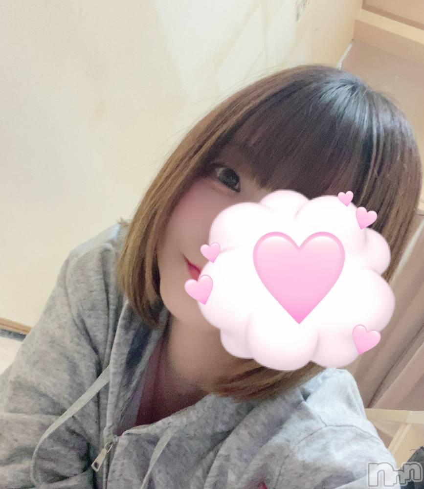 新潟人妻デリヘル人妻不倫処　桃屋　新潟店(ヒトヅマフリンドコロモモヤ) りえ奉仕系素人妻(30)の4月24日写メブログ「こんにちは！」