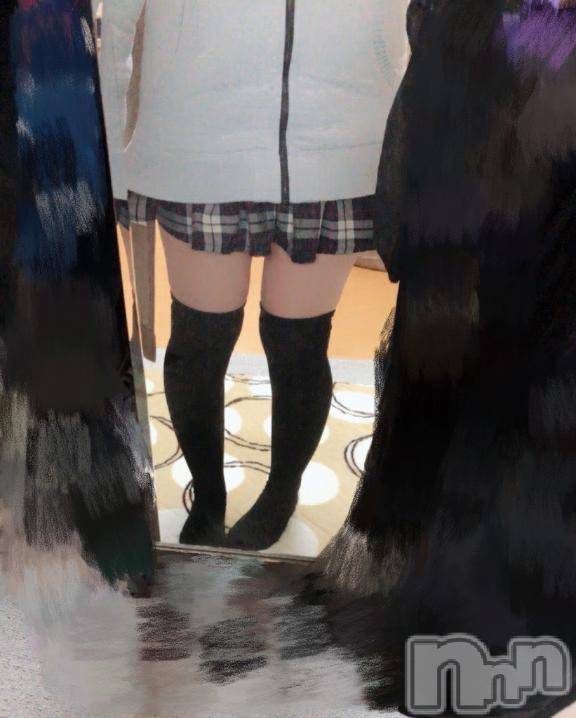 新潟デリヘル人妻不倫処　桃屋　新潟店(ヒトヅマフリンドコロモモヤ) りえ奉仕系素人妻(30)の10月11日写メブログ「こーんばんわ」