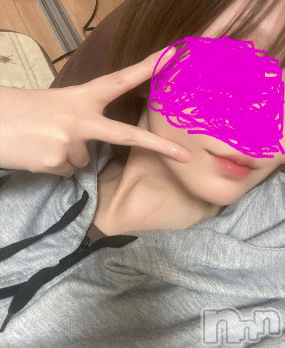 新潟デリヘル人妻不倫処　桃屋　新潟店(ヒトヅマフリンドコロモモヤ) りえ奉仕系素人妻(30)の10月22日写メブログ「こん」