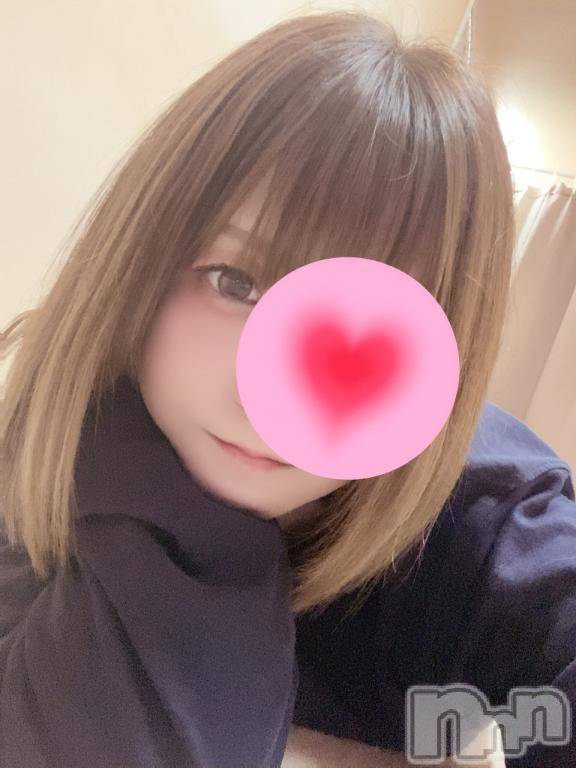 新潟人妻デリヘル人妻不倫処　桃屋　新潟店(ヒトヅマフリンドコロモモヤ)りえ奉仕系素人妻(30)の2025年7月20日写メブログ「あと1時間～」