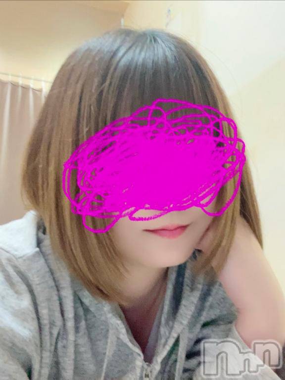 新潟デリヘル人妻不倫処　桃屋　新潟店(ヒトヅマフリンドコロモモヤ)りえ奉仕系素人妻(30)の2026年10月10日写メブログ「こんばんは～」