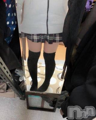 新潟デリヘル 人妻不倫処　桃屋　新潟店(ヒトヅマフリンドコロモモヤ) りえ奉仕系素人妻(30)の10月8日写メブログ「0時」