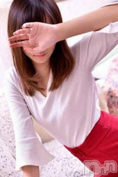 新潟人妻デリヘル(セカンドワイフ)の2018年12月18日お店速報「本日初出勤☆長身スレンダー美女！みおり奥様。ハイレベル奥様の入店です！」