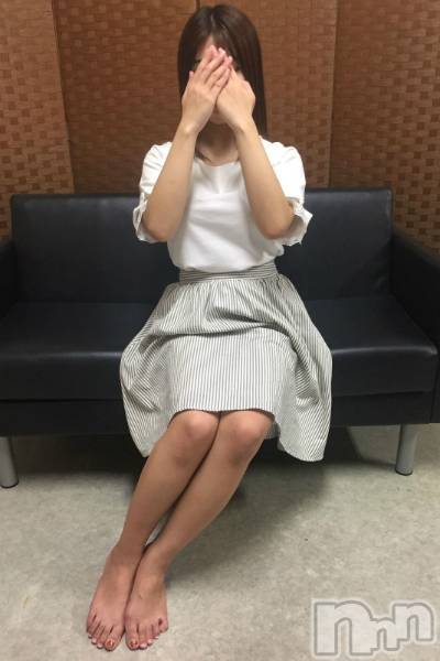 新潟人妻デリヘル(セカンドワイフ)の2019年10月28日お店速報「◆新人・人気奥様と即尺・電マ・バイブ等無料ＯＰ付70分11000円～◆」