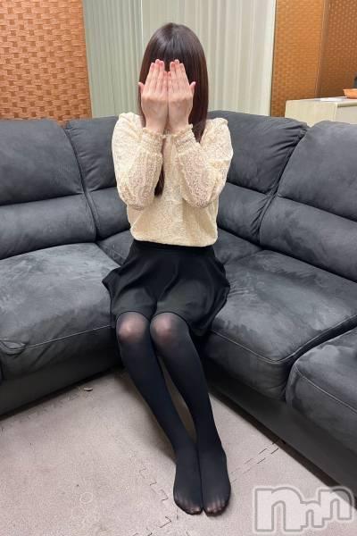 新潟人妻デリヘル(セカンドワイフ)の2023年1月9日お店速報「◇お昼から欲求不満な人妻と...昼割開催中！指名料無料+無料ＯＰ付き◇」