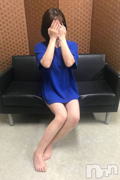新潟人妻デリヘル(セカンドワイフ)の2023年8月7日お店速報「◆新人・人気奥様と即尺・電マ・バイブ等無料ＯＰ付70分11000円～◆」