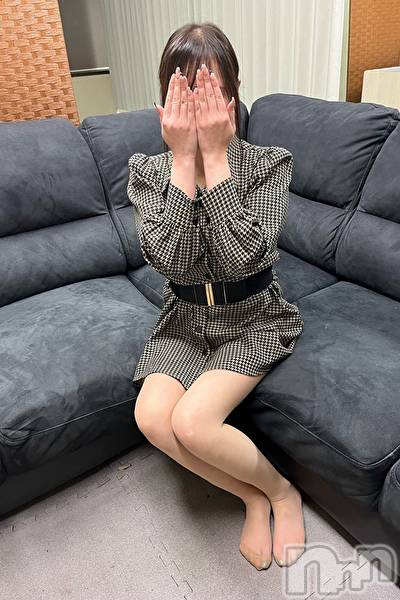 新潟人妻デリヘル(セカンドワイフ)の2023年10月4日お店速報「◆新人・人気奥様と即尺・電マ・バイブ等無料ＯＰ付70分11000円～◆」