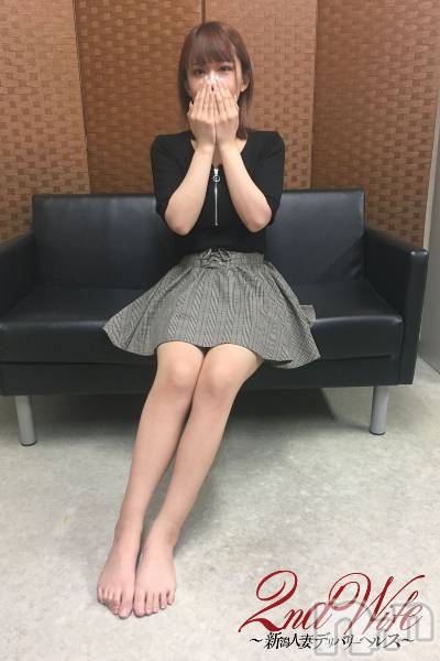 新潟人妻デリヘル(セカンドワイフ)の2024年10月8日お店速報「◆新人・人気奥様と即尺・電マ・バイブ等無料ＯＰ付70分11000円～◆」