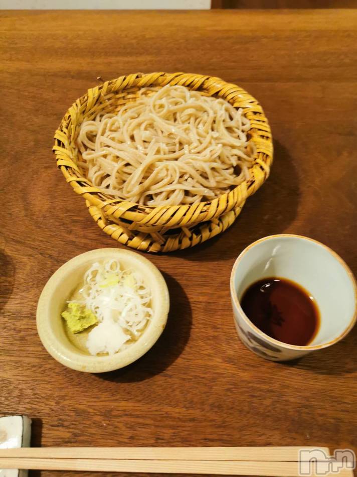 松本発SM(コインダムール)の2022年6月27日お店速報「月曜はお休みでした。松本の蕎麦『三城』へGO！」