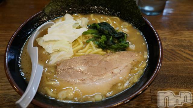 松本発ぽっちゃり(ポッチャリオネエサンセンモンポチャジョシ)の2019年5月5日お店速報「筑摩の家系ラーメン♪今日の営業は短いです。」
