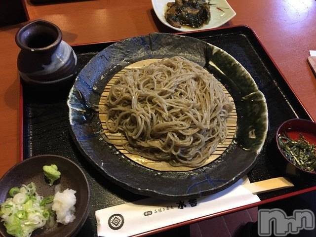 唐沢蕎麦集落のそば。今日も元気に営業中で～す♪