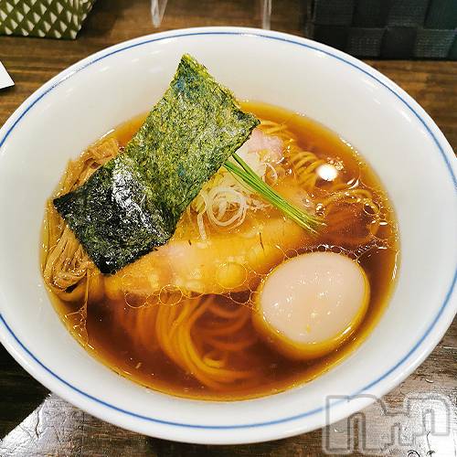 松本発ぽっちゃり(ポッチャリオネエサンセンモンポチャジョシ)の2023年3月14日お店速報「今日はお休み。松川のラーメン『麦一粒』へＧＯ！」