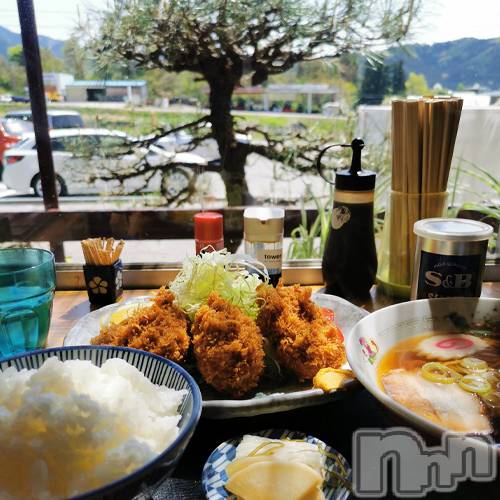 松本発ぽっちゃり(ポッチャリオネエサンセンモンポチャジョシ)の2023年5月2日お店速報「志賀高原の湯河原温泉の関英ドライブインに再度GO!」