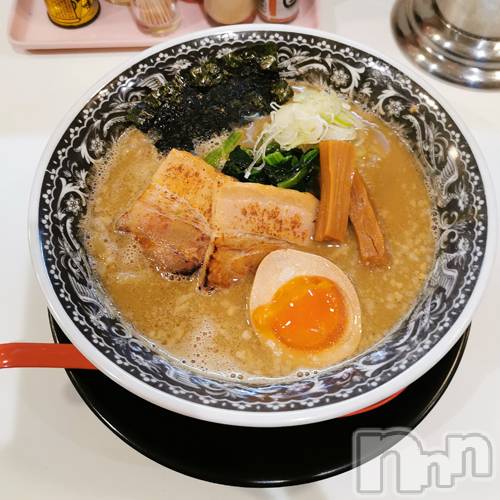 松本発ぽっちゃり(ポッチャリオネエサンセンモンポチャジョシ)の2023年5月9日お店速報「今日はお休み。筑摩のラーメン『麺肴ひづきあさのや』へＧＯ！」