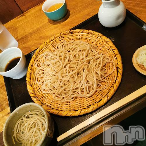 松本発ぽっちゃり(ポッチャリオネエサンセンモンポチャジョシ)の2023年9月5日お店速報「今日はお休み。安曇野の蕎麦『上條』へGO！」