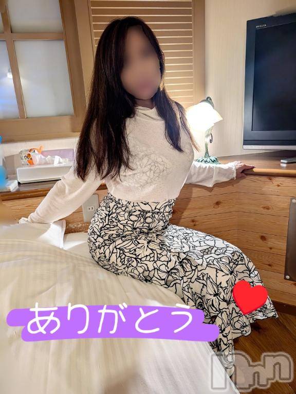 長岡人妻デリヘルBIANCA～主人の知らない私～長岡店(ビアンカナガオカテン)川上　ひろこ(48)の2025年1月18日写メブログ「感謝です💞(*^^*)💐✨」