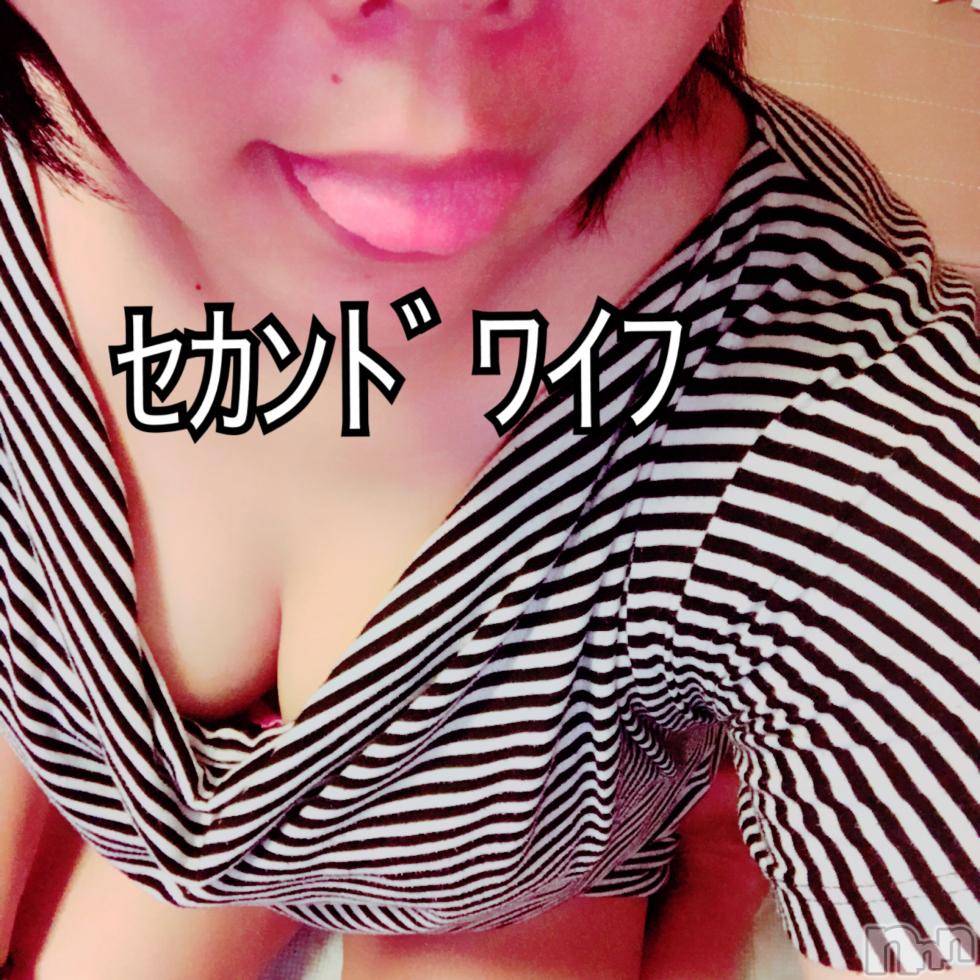 新潟人妻デリヘル新潟人妻　2nd Wife(セカンドワイフ) まゆこ奥様(33)の10月19日写メブログ「出勤してました！」