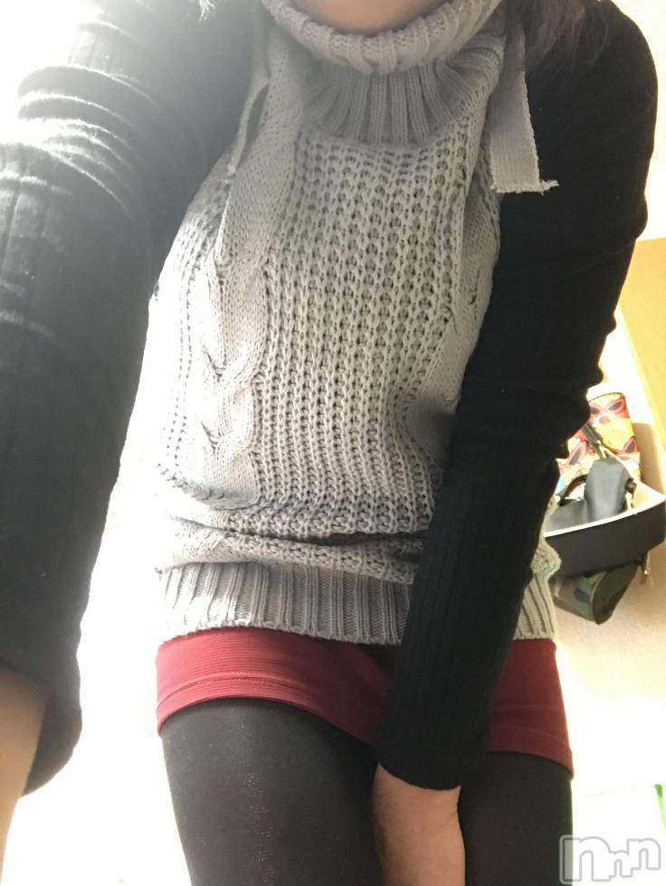 新潟人妻デリヘル新潟人妻　2nd Wife(セカンドワイフ)まゆ奥様(33)の2019年3月1日写メブログ「エロニットだって」