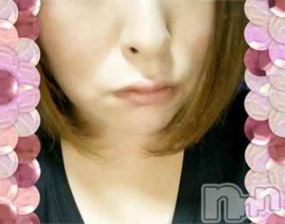 新潟デリヘル 奥様特急 新潟店(オクサマトッキュウニイガタテン) せいな(37)の10月16日写メブログ「おはよーございます(*ﾟ▽ﾟ)ﾉ」