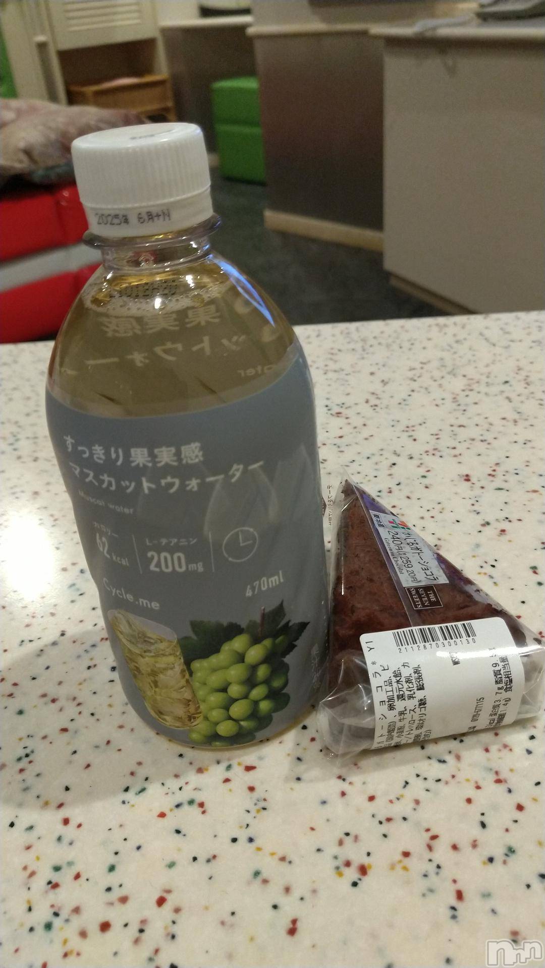 新潟デリヘル奥様特急 新潟店(オクサマトッキュウニイガタテン)らら(38)の2024年12月8日写メブログ「エリーゼのT様😀」