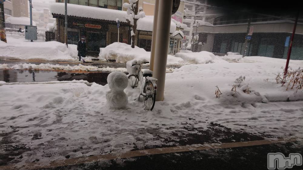 長岡デリヘル人妻楼　長岡店(ヒトヅマロウ　ナガオカテン) なな(43)の1月29日写メブログ「長岡駅前にいた」