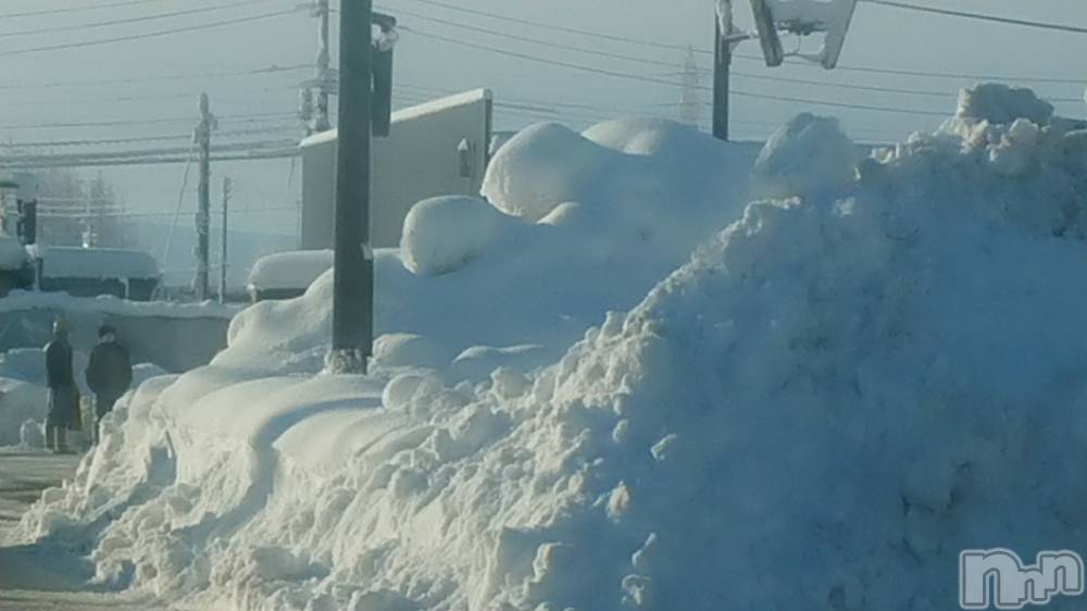 長岡デリヘル人妻楼　長岡店(ヒトヅマロウ　ナガオカテン) なな(43)の1月30日写メブログ「近所の道路がー！」